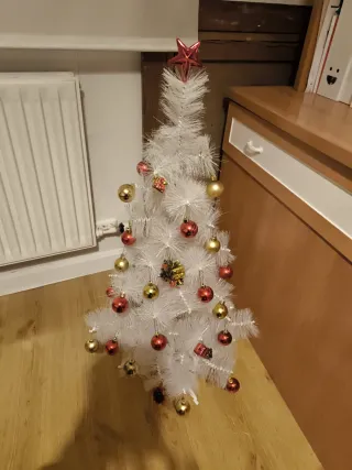 Árbol de Navidad Blanco con Decoración Alto 90