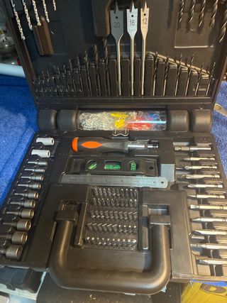 Maletín Black Decker de brocas y puntas