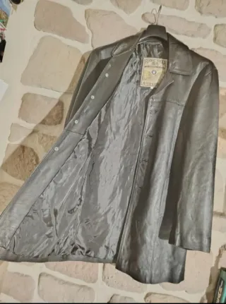 Giaccone in pelle nero