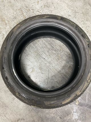 2 Neumáticos Bridgestone 245/45R19 102Y