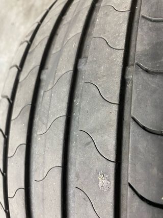 2 Neumáticos Bridgestone 245/45R19 102Y