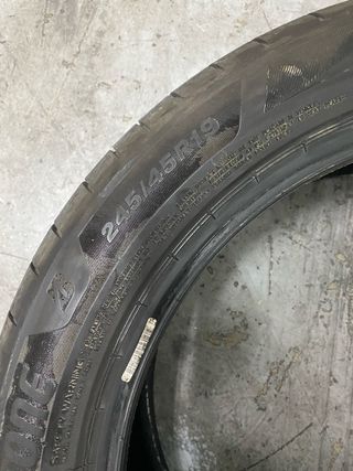 2 Neumáticos Bridgestone 245/45R19 102Y