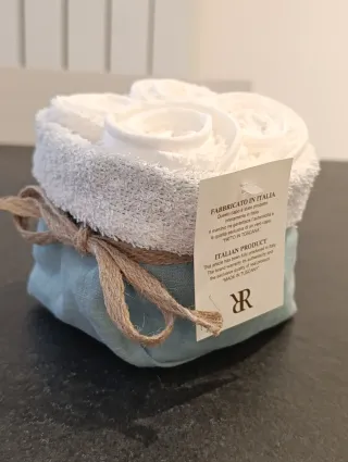 Cestino lino con 4 salviette