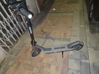 Patín eléctrico ducati evo pro 1