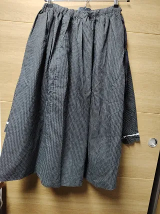 Conjunto Falda y Blusa Baserri hombro 42 falda 86