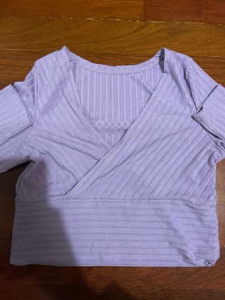 Tops manga larga negro y lila