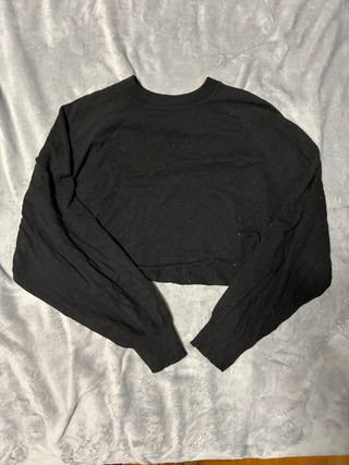 Jersey negro crop top