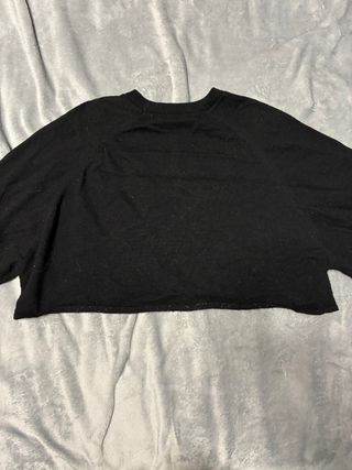 Jersey negro crop top