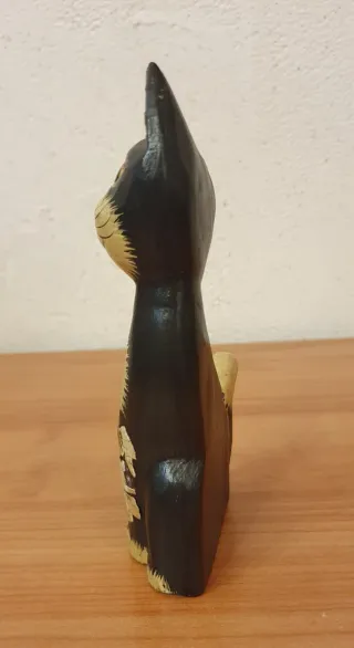 Statuetta gatto in legno dipinto