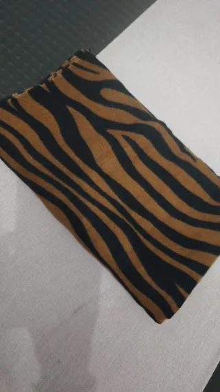 Pasmina grande estampado cebra