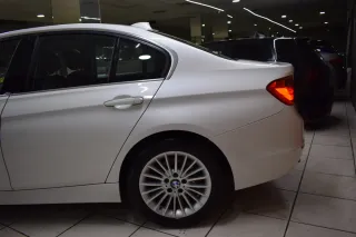 BMW Serie 3 Luxury