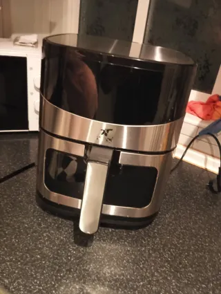 Freidora de aire casi nueva