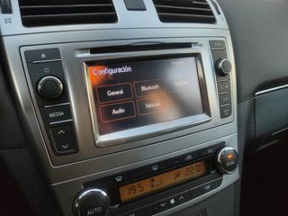 Toyota Avensis 1.8 VVT-I Advance ¡¡101.610km¡¡