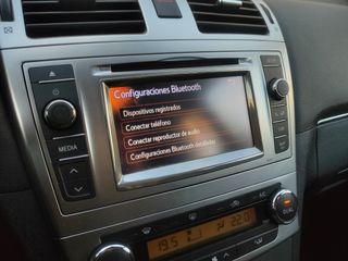 Toyota Avensis 1.8 VVT-I Advance ¡¡101.610km¡¡