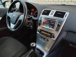 Toyota Avensis 1.8 VVT-I Advance ¡¡101.610km¡¡