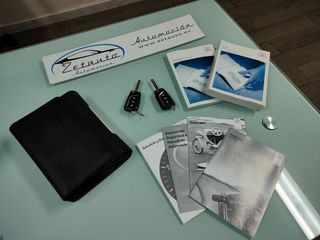 Toyota Avensis 1.8 VVT-I Advance ¡¡101.610km¡¡