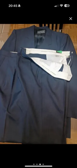 Traje azul Corte Inglés