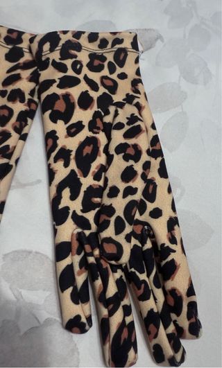 Guantes animal print Gloria Galende