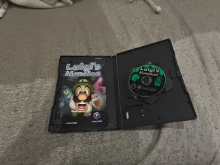 Luigi's Mansion Nintendo GameCube