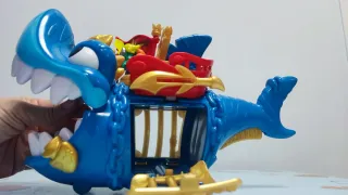 Tiburón Pirata Barco Juguete