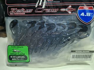 Pitch & Strike Zelus Craw 4.8 Cangrejo Señuelo