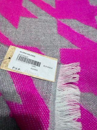 Bufanda Houndstooth Rosa y Gris