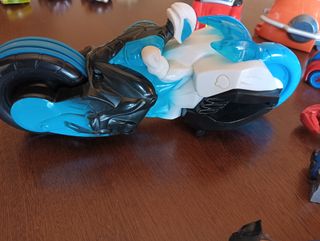 Set giocattoli bambino moto auto personaggi