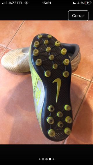 Botas Nike Phantom gama media talla 38