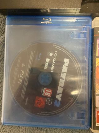 Consola PS3 Fat Negra con 2 Mandos y Juegos