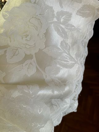 Tovaglia 110x110 cm disegno floreale