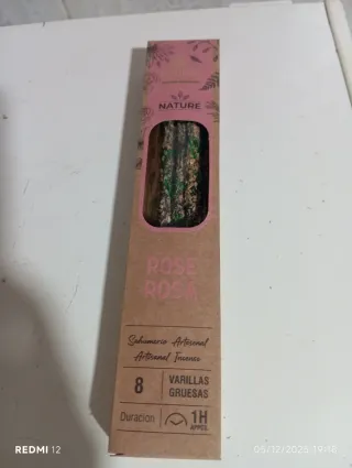 Incienso Rose Rosa - 8 varillas gruesas NO REBAJO