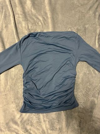 Top azul manga larga