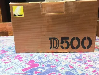 Caja Nikon D500