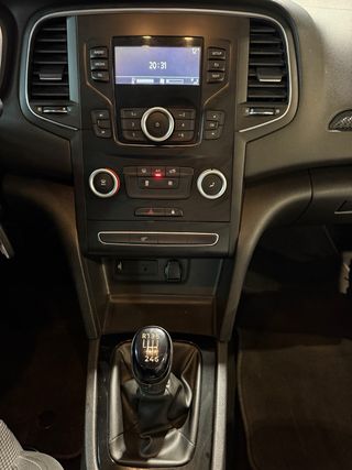 Renault Megane 2021 115cv! IMPECABLE