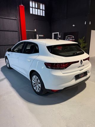 Renault Megane 2021 115cv! IMPECABLE