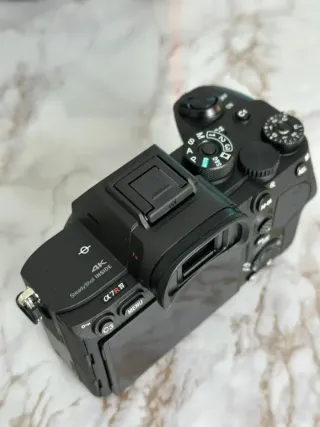 (SIN ESTRENAR) Sony A7R IV