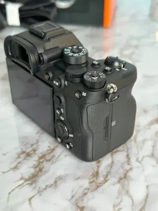 (SIN ESTRENAR) Sony A7R IV