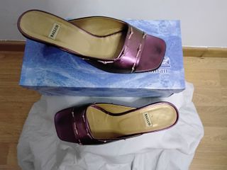 Sandalias fiesta Bally color berenjena