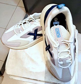 Deportivas Munich Caballero Beige/Blanco Nuevas