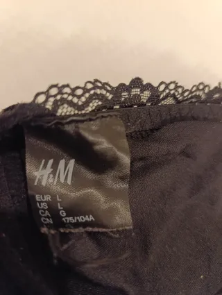 Top talla L negro con encaje