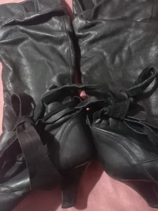 Stivali pelle stile Belle Époque con fiocchi