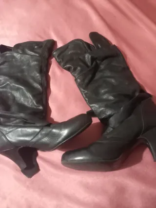 Stivali pelle stile Belle Époque con fiocchi