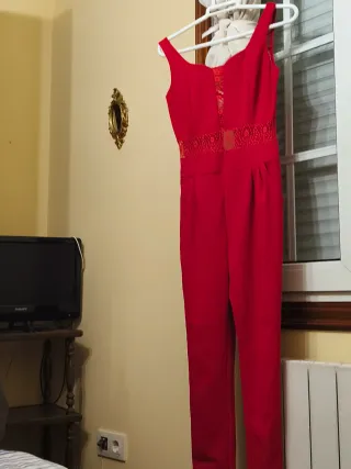 Mono fiesta rojo mujer