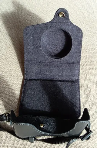 Custodia MegaGear per Canon PowerShot SX740