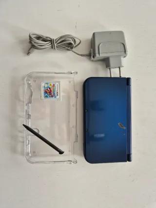 Nintendo 3DS XL Blu + Gioco con custodia/penna/carica
