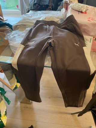Chaqueta y chandal Puma Beige y Marrón