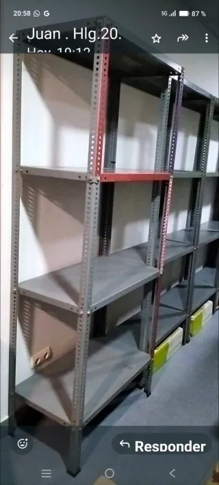 Estanterías metálicas grises 100 € las 4  Todas