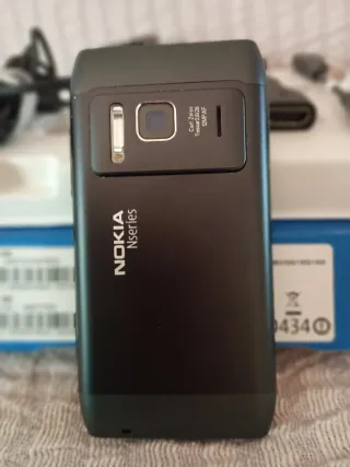 Telefono Nokia N8