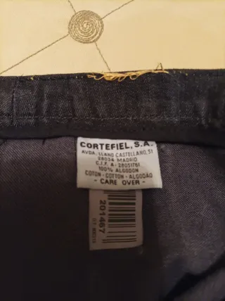 Falda vaquera con flecos ante