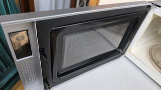 Microondas SANYO Grill EM-G2298V